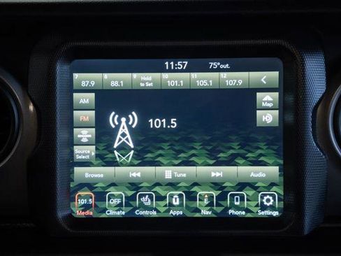 Certified 2022 Jeep Gladiator Mojave AWD/4WD image 21
