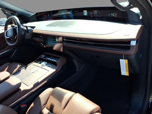 New 2026 Lincoln Navigator Reserve AWD/4WD image 12