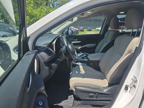 Used 2023 Subaru Ascent Premium w/ Convenience Package AWD/4WD image 4