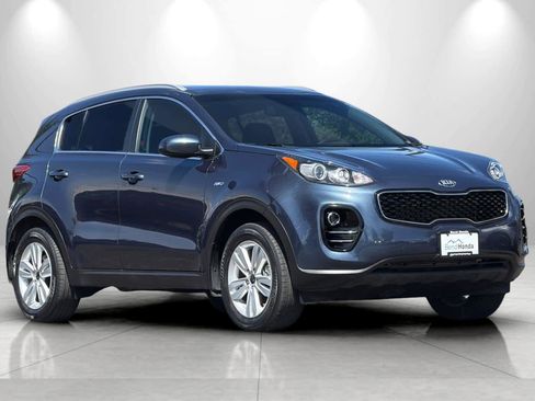Used 2017 Kia Sportage LX w/ LX Popular Package AWD/4WD image 9