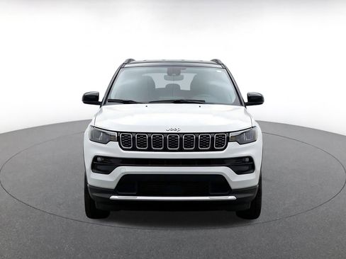 Used 2025 Jeep Compass Limited AWD/4WD image 2