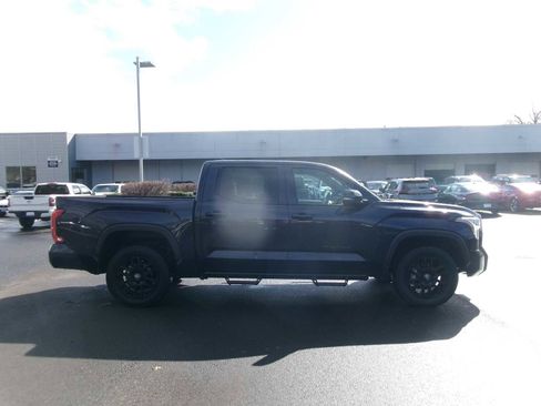 Used 2025 Toyota Tundra Limited image 6
