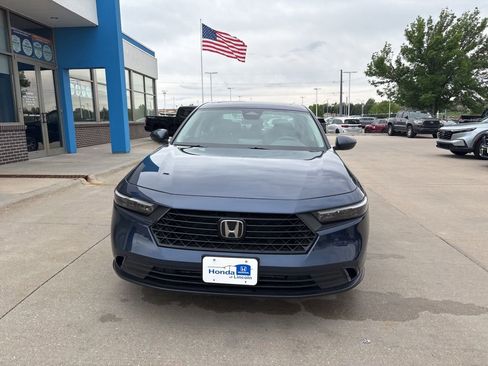 Used 2023 Honda Accord EX image 2