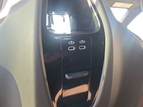 Used 2023 BMW iX xDrive50 image 34