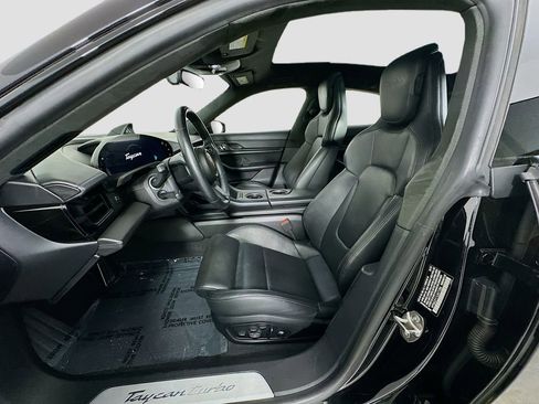 Certified 2020 Porsche Taycan Turbo S image 5
