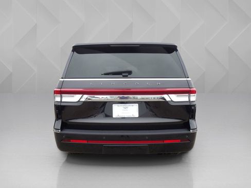Used 2023 Lincoln Navigator L Black Label AWD/4WD image 4
