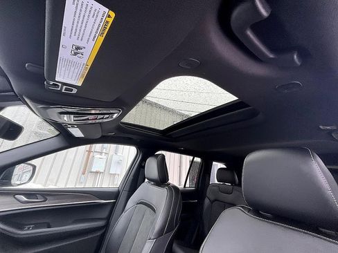 New 2026 Jeep Grand Cherokee Laredo image 26