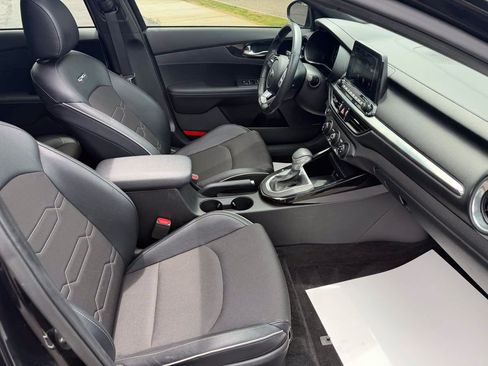 Used 2021 Kia Forte GT-Line w/ GT-Line Premium Package FWD image 19