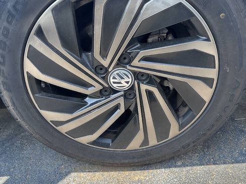 Used 2019 Volkswagen Jetta SEL Premium FWD image 26