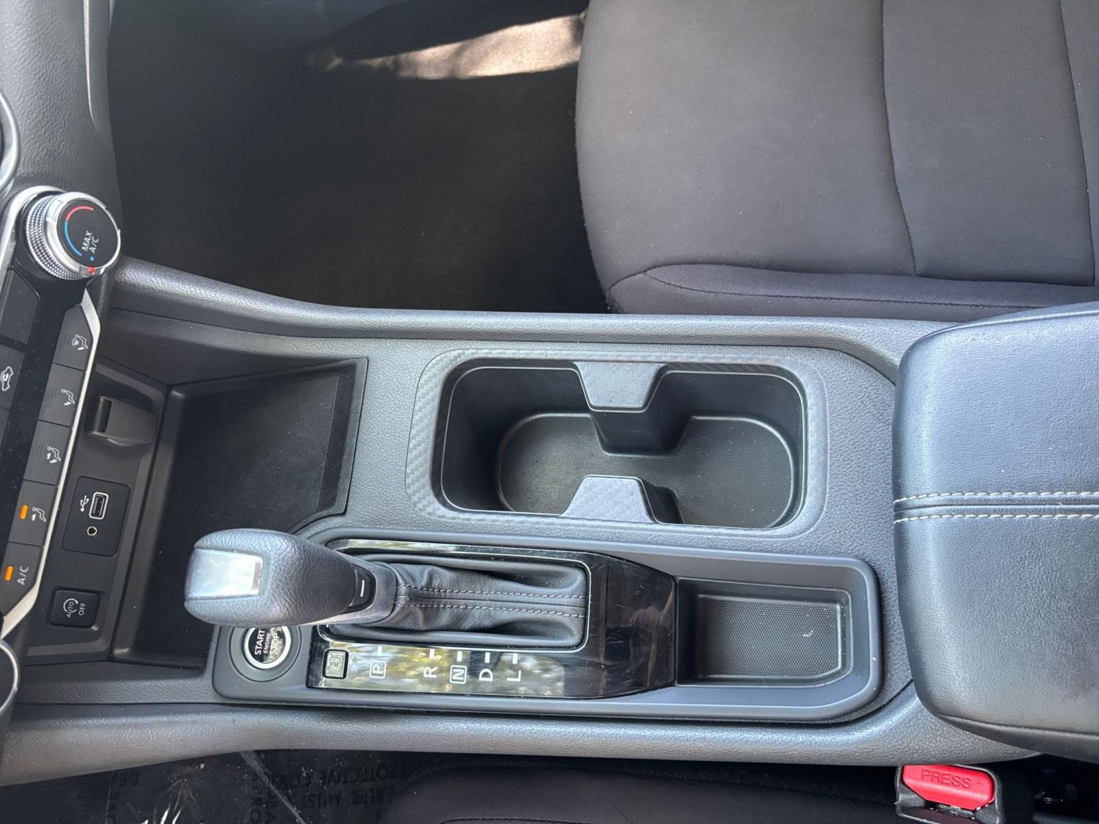 Used 2025 Nissan Sentra S FWD image 38