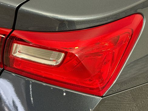 Used 2019 Chevrolet Malibu LS w/ Driver Confidence Package II FWD image 32