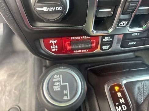 Used 2024 Jeep Wrangler Unlimited Rubicon 392 AWD/4WD image 14