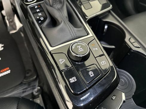 Used 2025 Kia Sportage X-Line w/ Premium Package AWD/4WD image 22