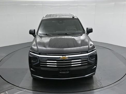Used 2025 Chevrolet Tahoe LT image 37