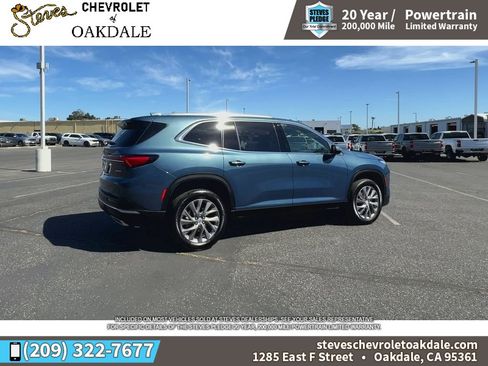 Certified 2025 Buick Enclave Preferred FWD image 12
