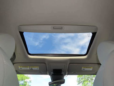 Used 2023 Honda CR-V EX-L image 24