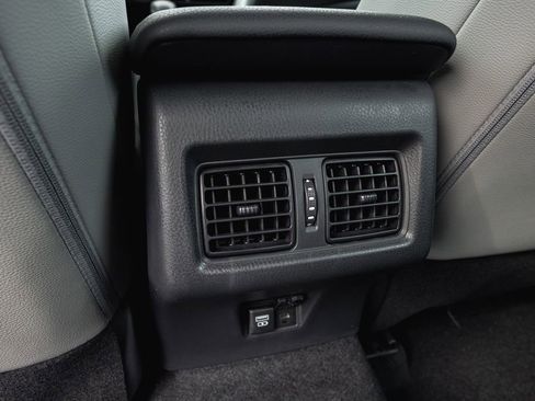 Used 2026 Toyota Camry SE image 28