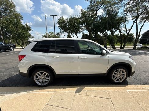 Used 2024 Honda Passport EX-L image 7