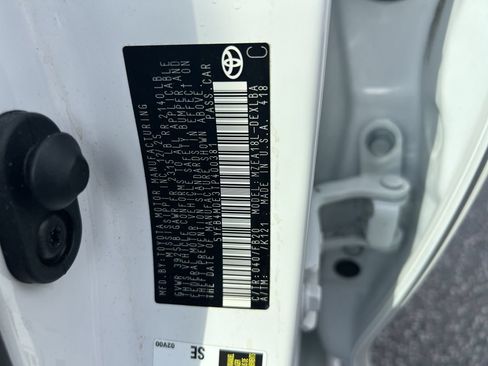 Used 2026 Toyota Corolla LE FWD image 36