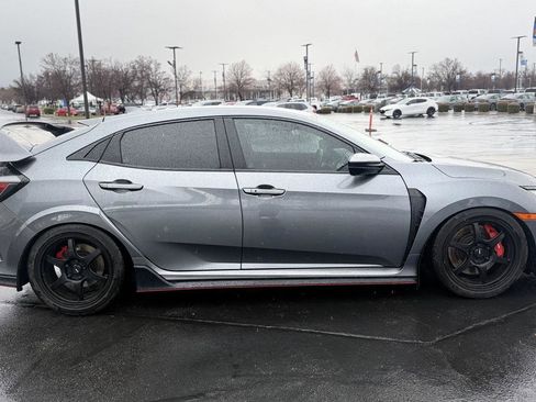 Used 2019 Honda Civic Type R image 5