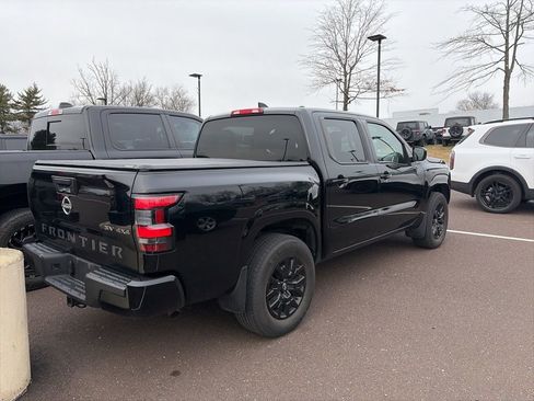 Used 2022 Nissan Frontier SV image 9