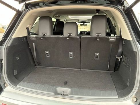 Certified 2024 Nissan Pathfinder SL w/ SL Premium Package image 20