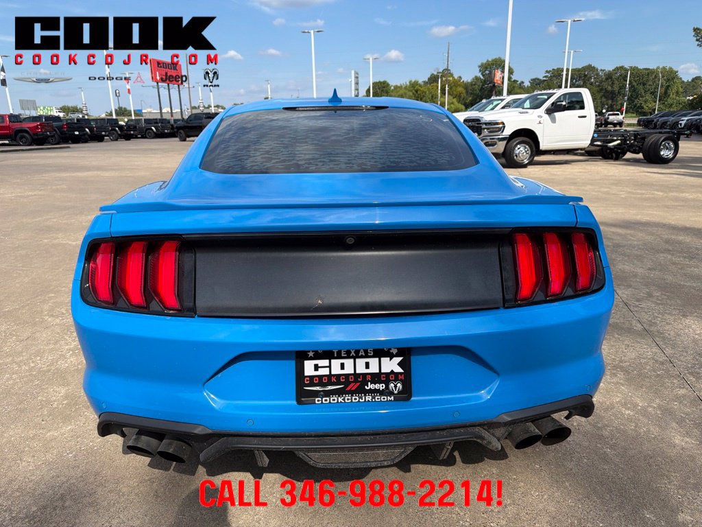Used 2022 Ford Mustang GT Premium RWD image 4