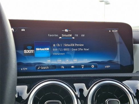 Certified 2025 Mercedes-Benz CLA 250 4MATIC image 18