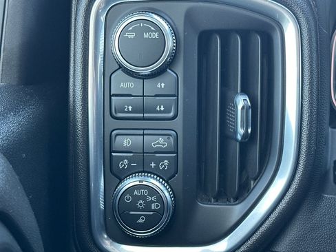 Used 2022 GMC Sierra 2500 AT4 w/ AT4 Premium Plus Package image 41