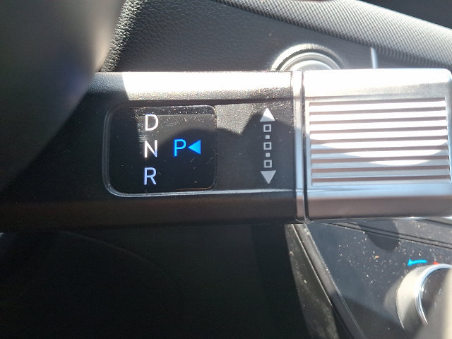 Used 2025 Hyundai Sonata SEL FWD image 14