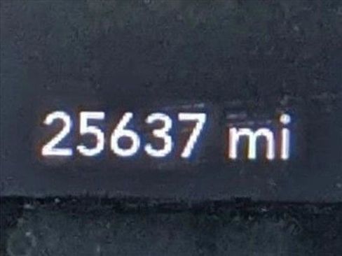 Used 2023 Dodge Charger R/T w/ Daytona Edition Group image 11