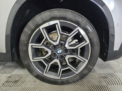 Used 2025 BMW X1 xDrive28i w/ Convenience Package image 2