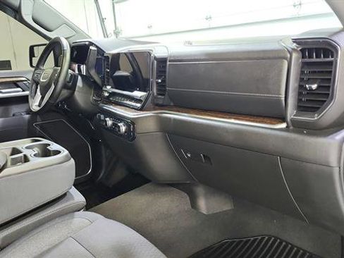 Used 2025 GMC Sierra 1500 SLE w/ Preferred Package AWD/4WD image 23