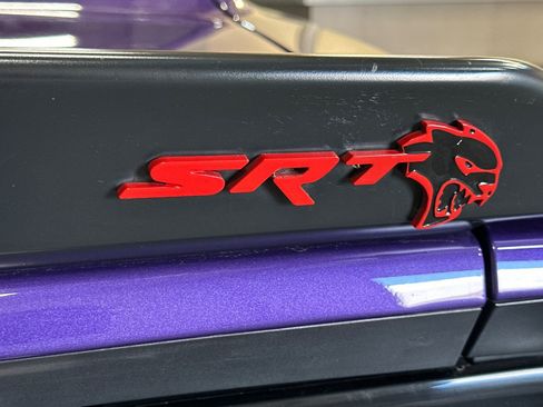 Used 2016 Dodge Challenger SRT Hellcat RWD image 50