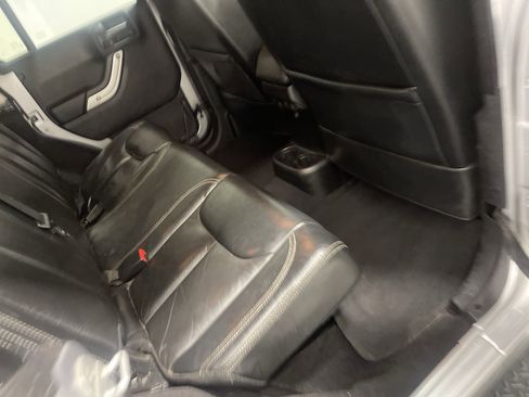Used 2013 Jeep Wrangler Unlimited Sahara w/ Dual Top Group image 22