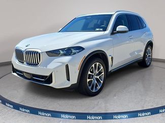 Used 2024 BMW X5 xDrive40i w/ Parking Assistance Package AWD/4WD video 1