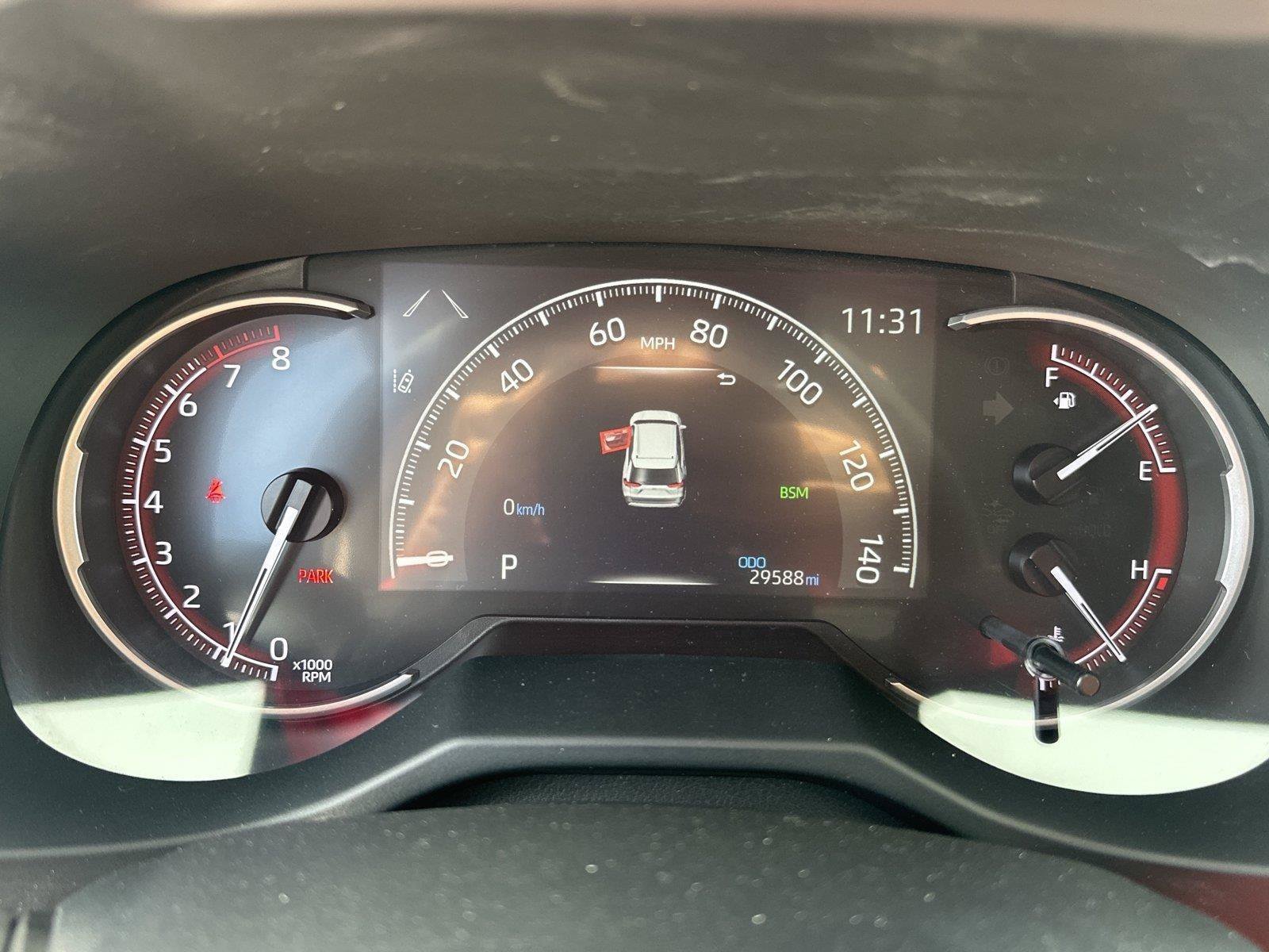 Used 2024 Toyota RAV4 XLE FWD image 12