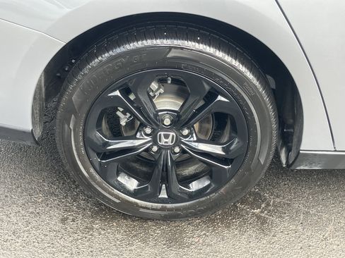 Used 2025 Honda Accord SE image 13