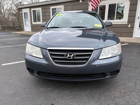 Used 2009 Hyundai Sonata GLS image 2