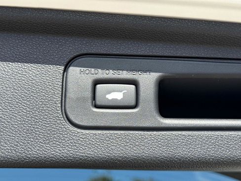 New 2026 Honda Odyssey Touring image 13