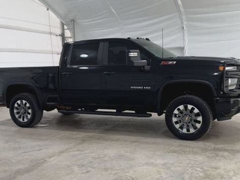 Used 2024 Chevrolet Silverado 2500 Custom w/ Custom Value Package AWD/4WD image 6