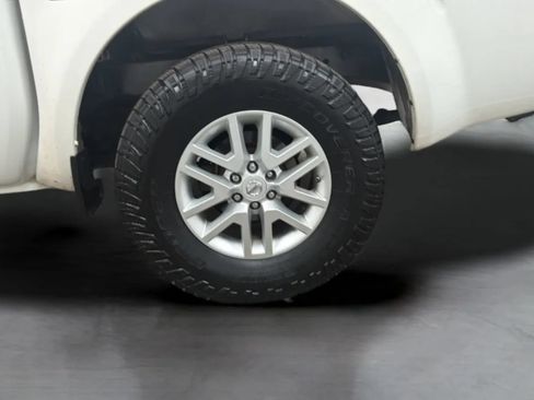 Used 2017 Nissan Frontier SV RWD image 26