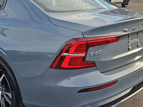 Used 2024 Volvo S60 B5 Core image 39