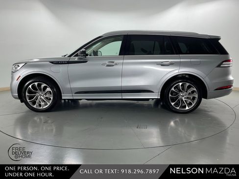 Used 2020 Lincoln Aviator Grand Touring w/ Equipment Group 301A image 9