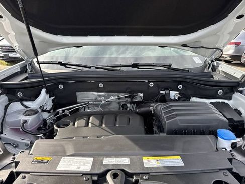 New 2026 Volkswagen Atlas SE FWD image 24