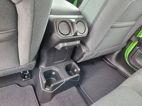 New 2026 Jeep Gladiator Sport image 8