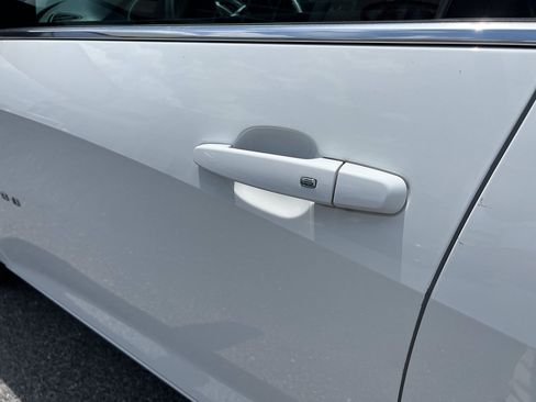 Used 2024 Chevrolet Malibu LT FWD image 10