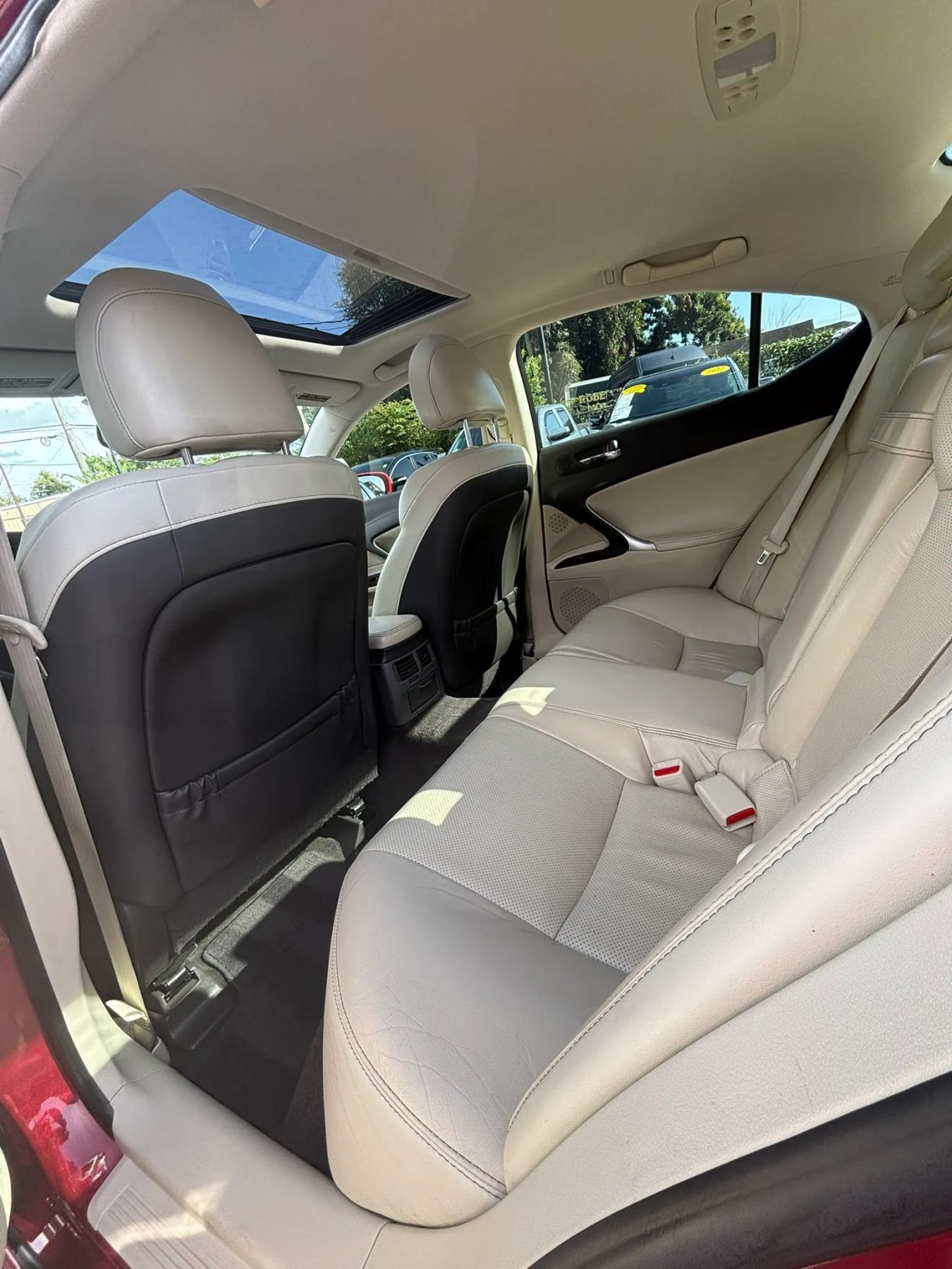 Used 2010 Lexus IS 250 w/ Premium Pkg Value Edition RWD image 12