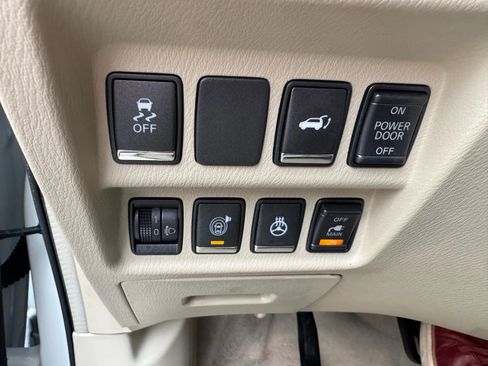 Used 2013 INFINITI JX35 AWD w/ Premium Pkg image 33