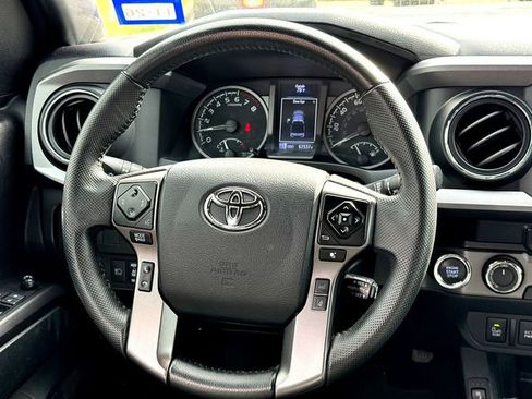 Used 2023 Toyota Tacoma TRD Off-Road image 26